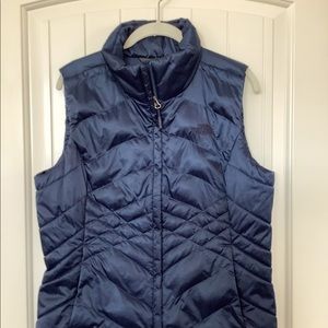 North Face 660 Down navy blue vest.  Pristine.